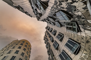 Ingrid Dierdorf "Gehry Häuser Düsseldorf"
