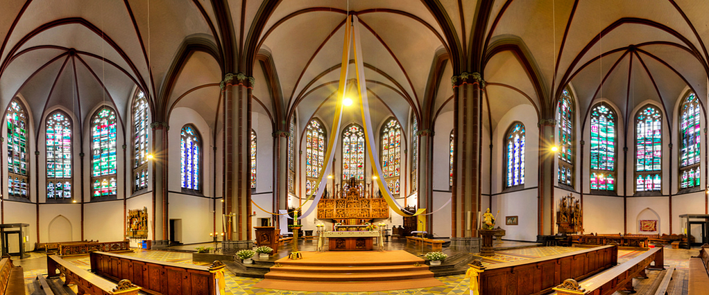 St. Godehardt in Vorst 180 Grad Panorama
